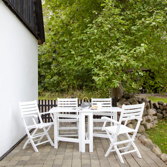 Butterfly & York - Drop-Leaf Table & Four Chairs - White