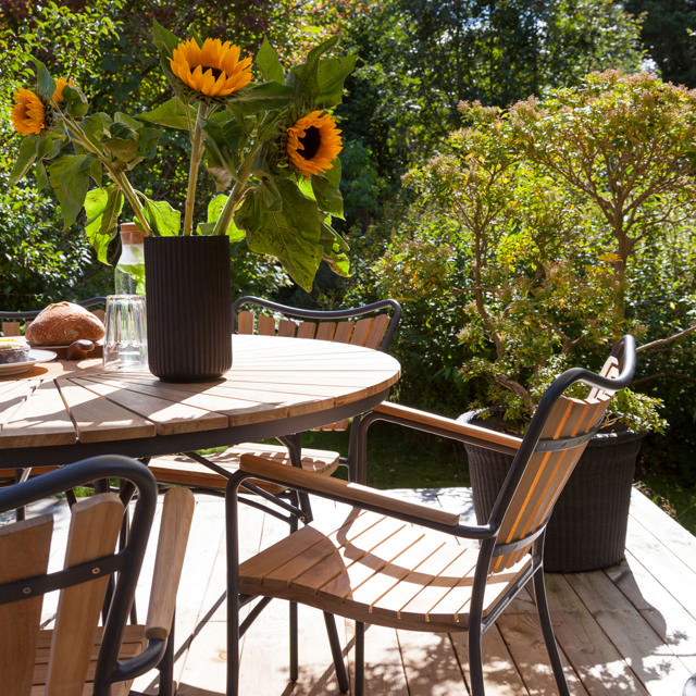 Ellen Set - 110 cm Table & Four Chairs - Anthracite