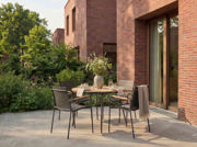 Ellen & Mood Classic Set - Table 110 cm & Four Chairs - Anthracite