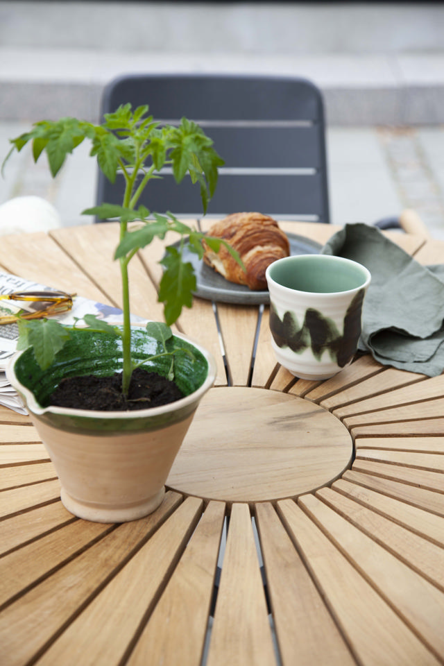 Ellen Table - Anthracite 110 cm