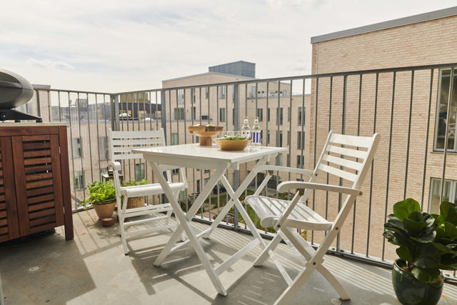 York Folding Table - White
