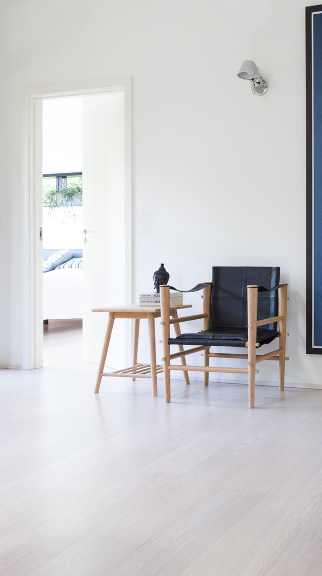 Noble Safari Chair - Bamboo & Black Leather